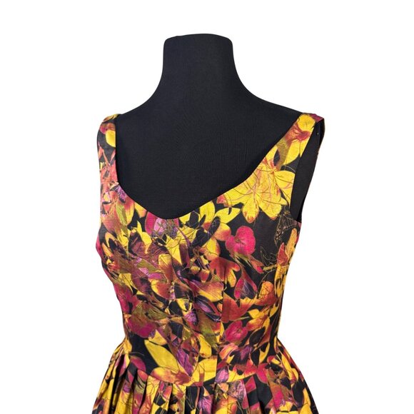 Taylor Size 2 Floral Fit and Flare Prom, Party, Cocktail, Graduation Dress - Picture 2 of 11